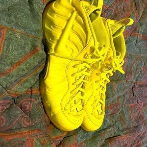 Yellow high light Foamposites